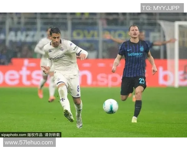 前交叉断裂的足球明星如何重返巅峰与职业生涯的挑战与希望